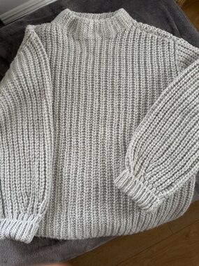 Ann Taylor Light Gray Turtleneck Chunky Knit Sweater